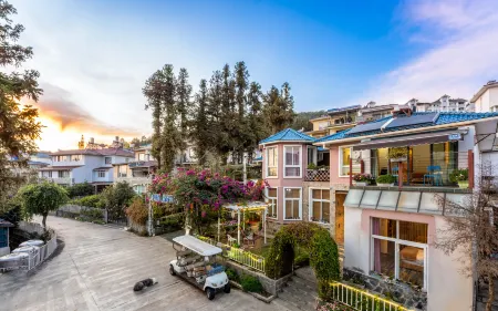 Tengchong Jimei Garden Hot Spring Homestay Отели в г. Тенчун