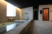 Hotel Collective - Romantic