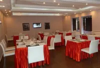 The Gate Luxury Apartment