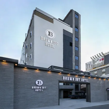 Browndot Hotel Sasang Renecite Отели рядом с Аэропорт Гимхе