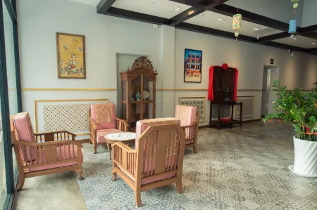 Hotel CIQ, Jalan Trus Отели рядом с достопримечательностью «Bangunan Sultan Ibrahim»