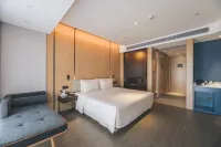 Atour Hotel (Dingsheng Plaza, Renmin Avenue) Hotels near Qiaoxing Garden