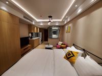 南京花宿公寓 - 欧式大床房