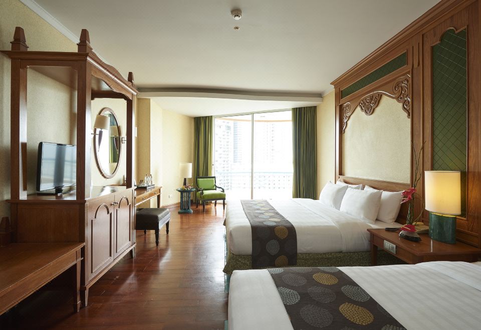 Long Beach Pavilion Over view