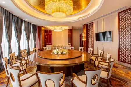 Shizhen Peace Hotel (Fushun Beihu No. 1 Store)