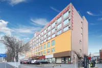 Vienna Classic Hotel (Lanzhou Yantan Science and Education City) Hotels in Yantan High-tech Zone