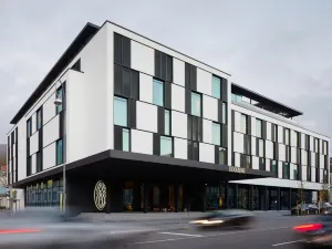 루머 바덴-바덴 오토그래프 컬렉션