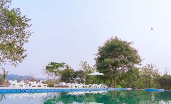 LarngYay Riverside Resort