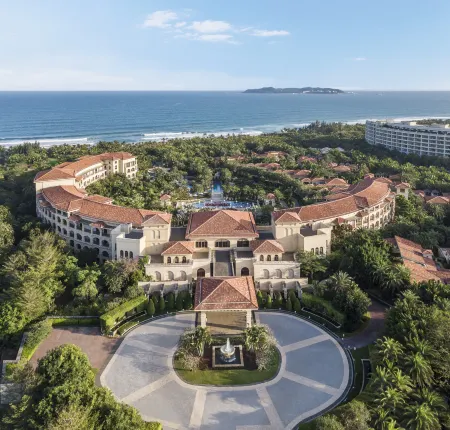 JW Marriott Sanya Haitang Bay Resort &SPA Отели рядом с достопримечательностью «Lover's Bridge»