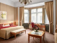 Hotel Paris Prague Hotels near Prague 7