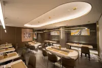 Homeinn Plus Hotel (Nanjing Railway Station Xuanwu Lake)