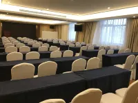 Vienna Hotel (Huaiyuan Xinhe) Hotels in Huaiyuan