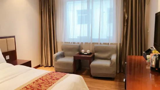 Zhengning Hengsheng Business Hotel