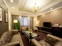Jinling Mandarin Garden Hotel Nanjing Hotels near Dacheng Temple