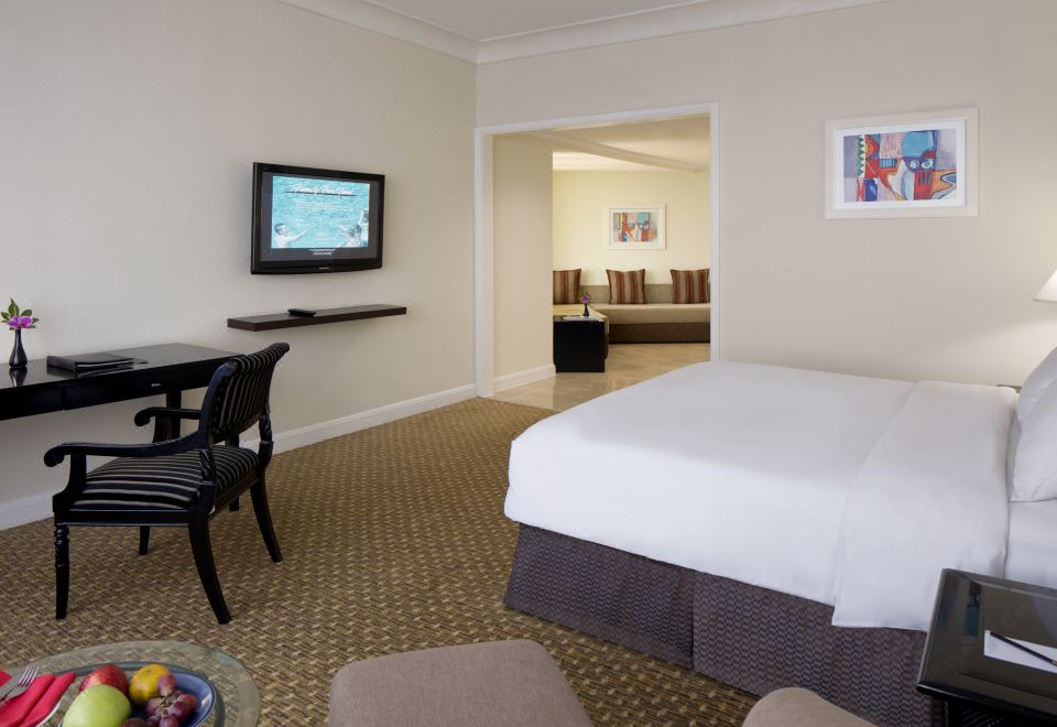 5. 호텔 아리두타 ..