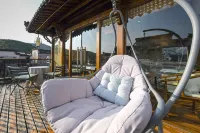 Hutong Li Zhumengju Inn