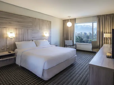 Pullman Santiago Vitacura Отели в г. Сантьяго