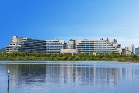 Four Seasons Yony Hotel