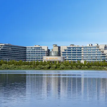 Four Seasons Yony Hotel Hotels near Jiuhuashan Railway Station