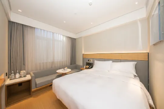 JI Hotel (Beijing Sanlitun Taikoo Li Workers' Stadium Subway Station)
