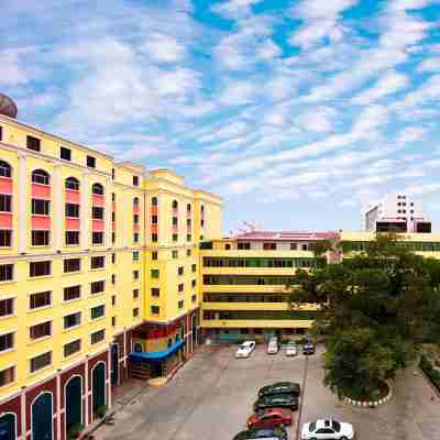 Golden Star Hotel Hotel Exterior