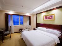 维也纳国际酒店(上海野生动物园浦东机场店) - 标准大床房