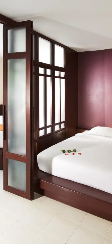 เชื่อมกับสระว่ายน้ำ วิวสวน