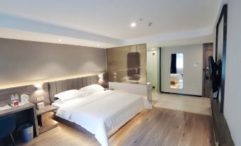 7 Days Premium Hotel (Guilin Two Rivers And Four Lakes Central Plaza)