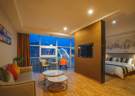 Lanzhou Yanxiang Chinese Inn (Zhongshan Bridge Zhangye Road Pedestrian Street) Отели рядом с достопримечательностью «Ming Zhenyuan Flying Bridge Former Site»