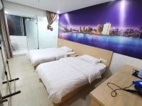 南昌长江城市酒店 - 标准双床房