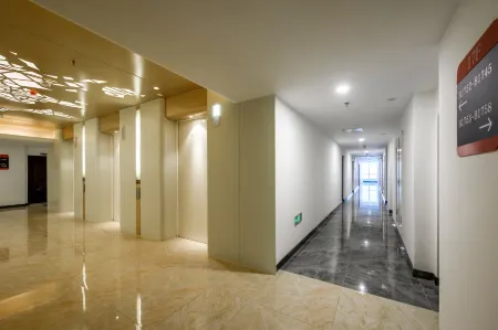 Xiangyu Qingxin Boutique Apartment (Changchun Yucheng Huayi Square Branch) Отели рядом с достопримечательностью «Changchun Workers Gymnasium»