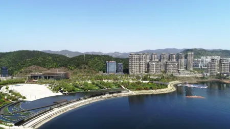 Weina International Hotel (Qiandao Lake) Отели рядом с достопримечательностью «Xianshan Mountain»