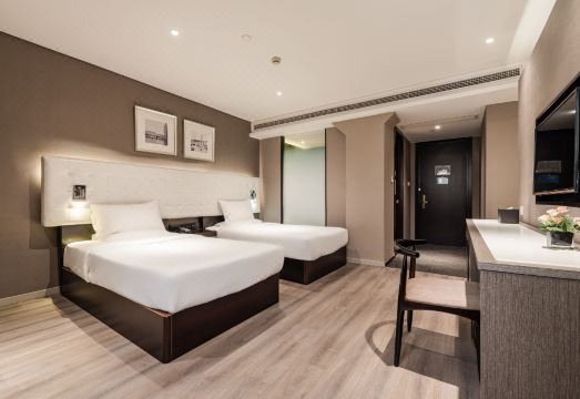 윤루이 호텔, 중산공원, 상하이