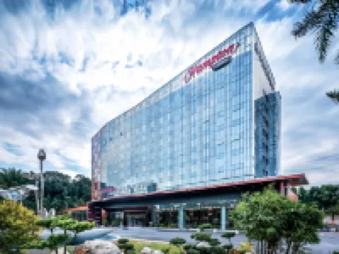 Hampton by Hilton Guangzhou Panyu Avenue Hotels near Guangzhou Panyu Dalong Middle School