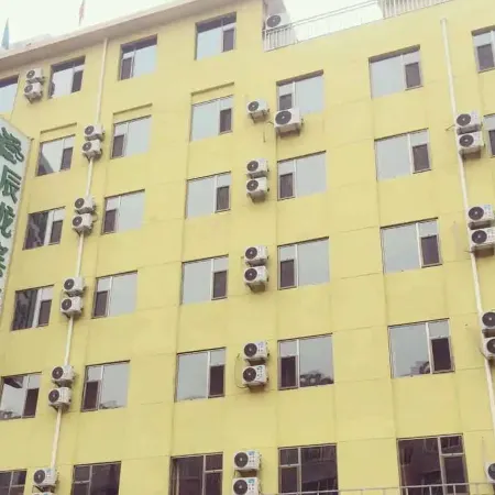 Liyang Chenlong Hotel