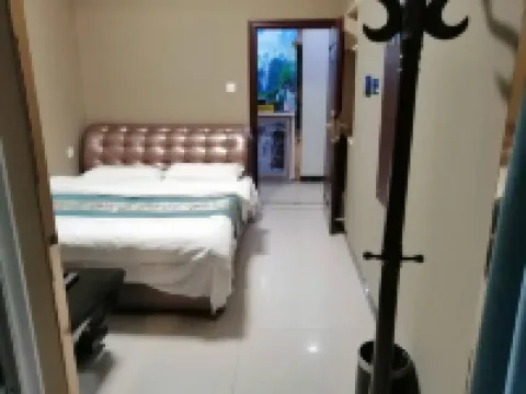 Changsha Yaxuan Business Hotel