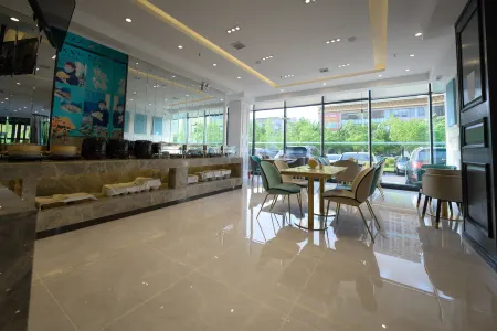 Xana Hotelle (Jinzhou Zhongyang South Street)