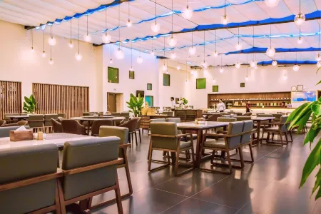 Jiayuan Hotel Отели рядом с достопримечательностью «Ruixiang Tower»