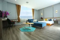 Beidaihe VIP Building (Biluo Tower Branch) Hotels in East Beach. Biluota Bar Park