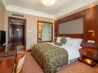 Yantai Golden Gulf Hotel - balcony