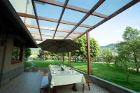 Chunan Thousand Island Lake Love in the Hotel