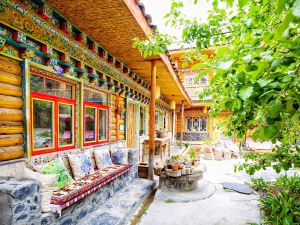 Daocheng Sanmao Homestay