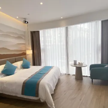 Pillton Hotel Hotels near Jiangxin Islet