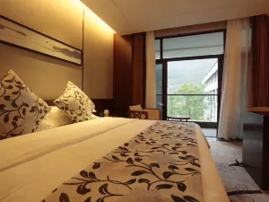 추이산 티안무 핫 스프링 리조트