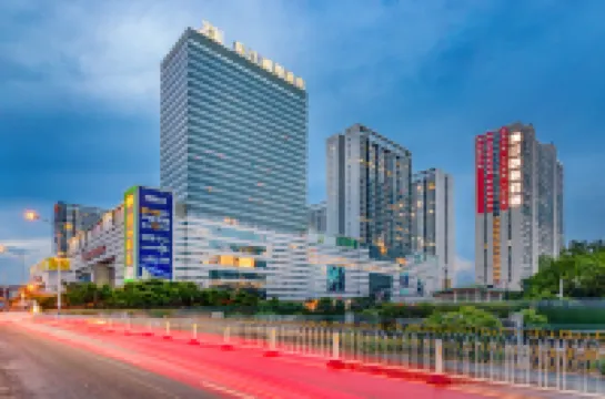 Pearl River International Hotel（Metro station YiJing Lu） Hotels near Shangyong Fruit Tree Park