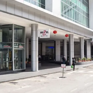 Hotel 7 Suria Отели рядом с достопримечательностью «Торговый центр Wisma Merdeka»