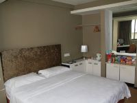荆门加洲公寓酒店 - 时尚双床房