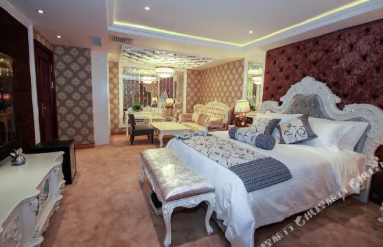 阜新鴻泰佳居賓館