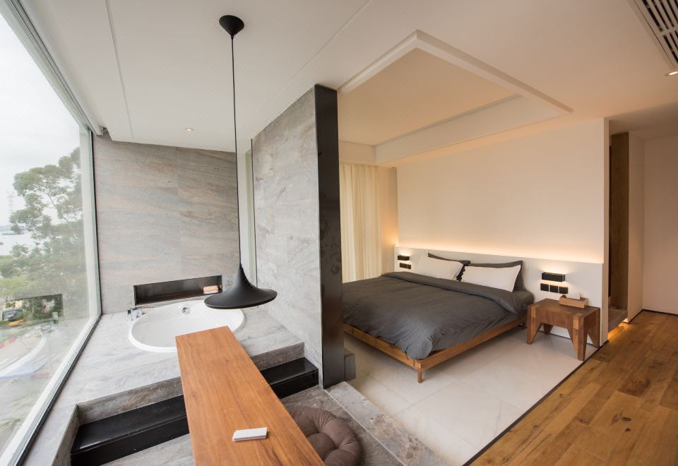 2. 샤먼 보위 리조..