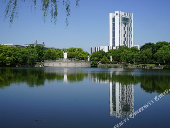 富邦ホテル(寧波駅北広場月湖)